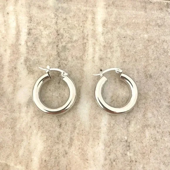 925 Sterling Silver Small Huggie Earrings Huggie Hoops Thick Wide Silver Hoops - Picture 2 of 3